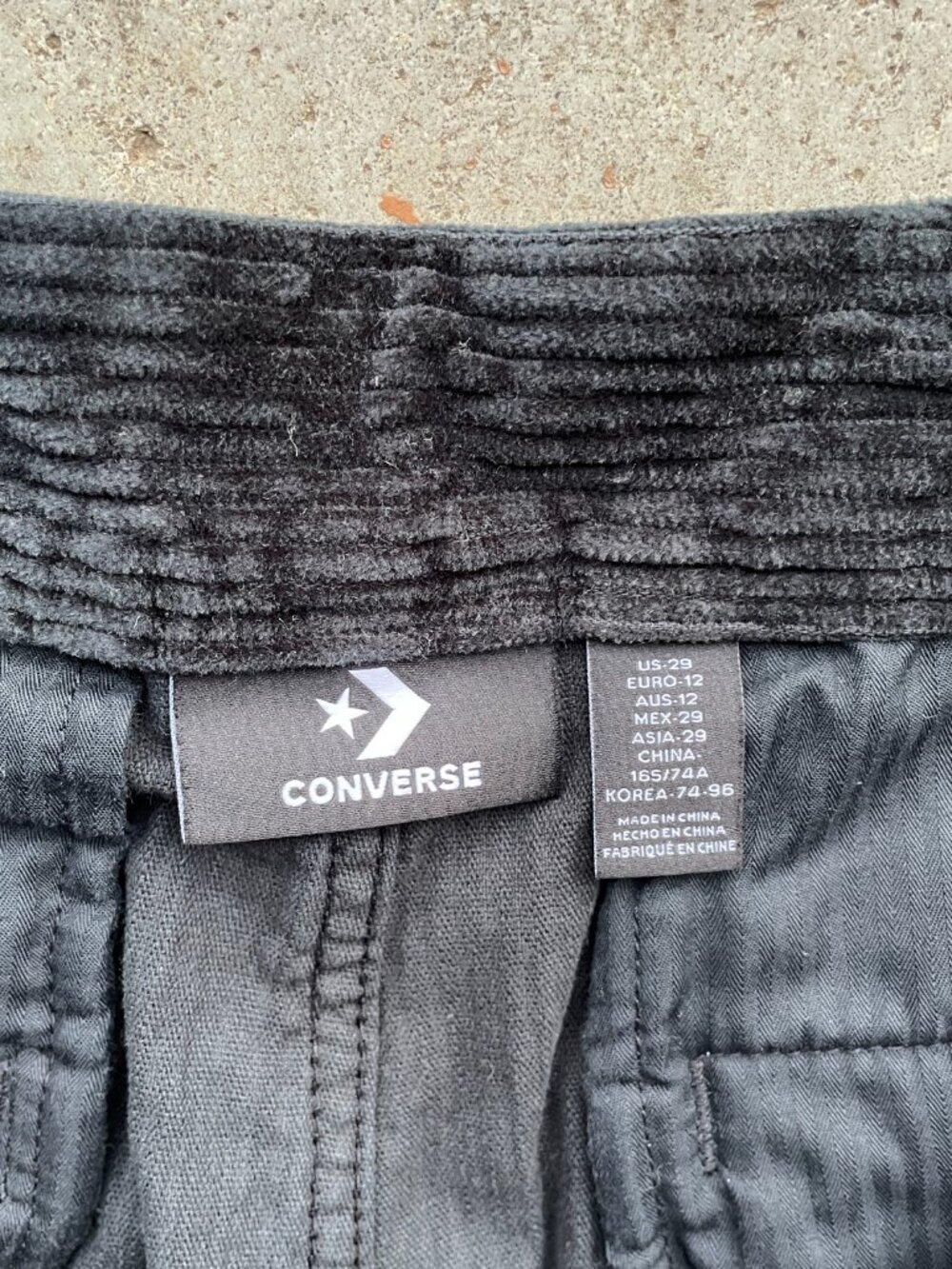 Converse Men's Wide Leg Corduroy Pants Size 29 Black Casual, Retro, Soft - Picture 4 of 6